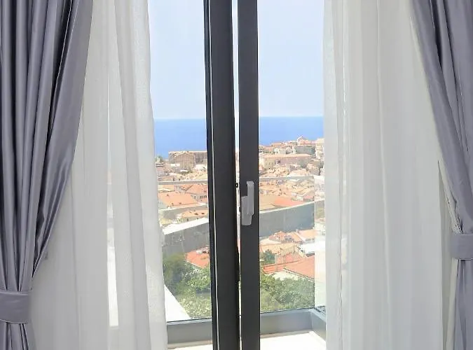 アパート Luxury Amarin ドゥブロブニク