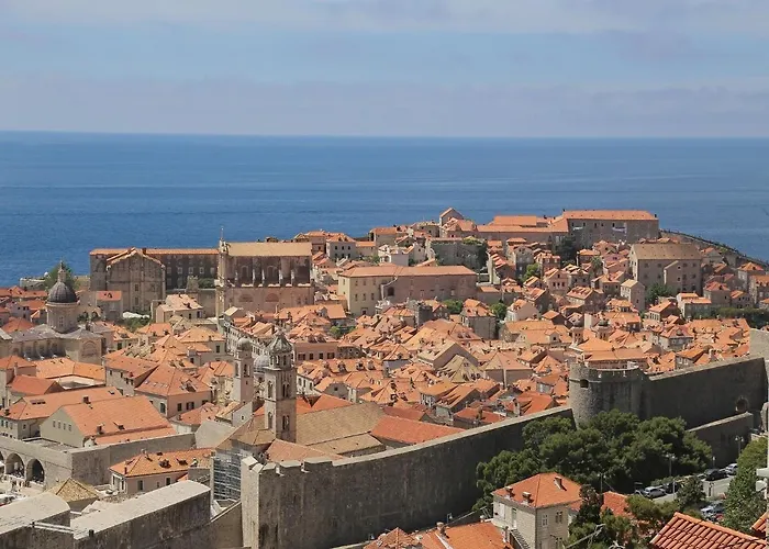 アパート Luxury Amarin